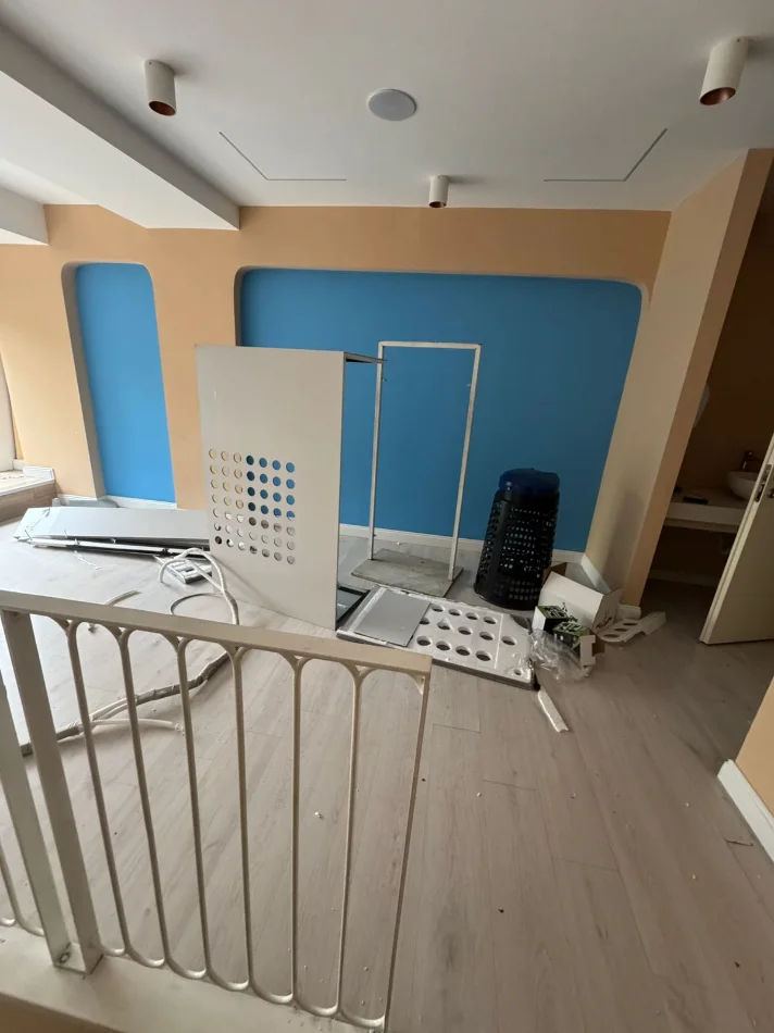 Tirane, jepet me qera dyqan , 60 m² 1800 € (SHESHI SKENDERBEJ)