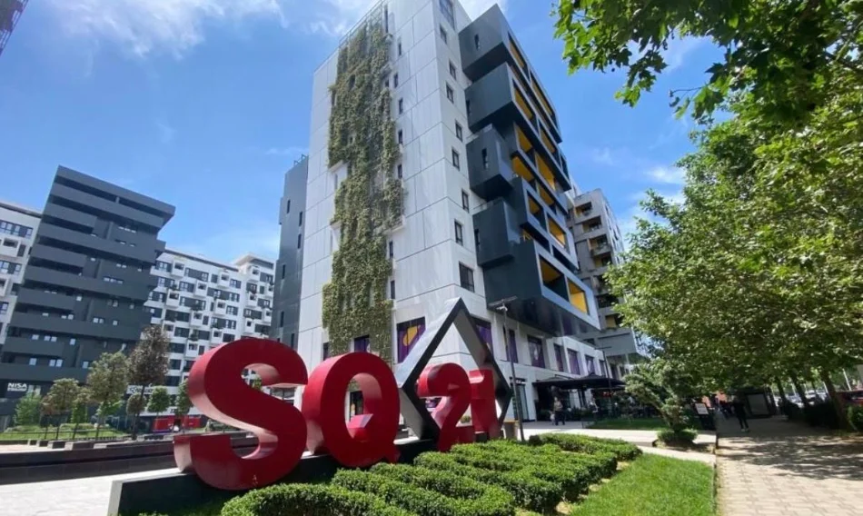 Tirane, jepet me qera dyqan Kati 0, 97 m² 2.500 € (RRUGA E KAVAJES)