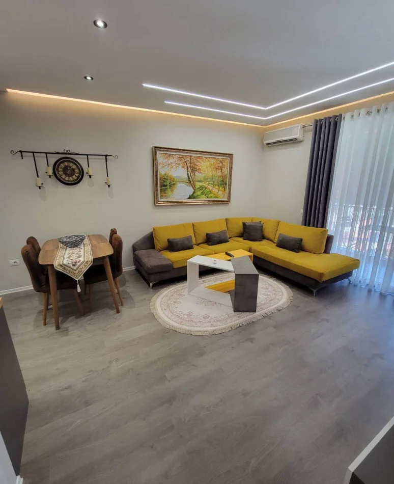 Tirane, jepet me qera apartament 2+1 Kati 5, 111 m² 800 € (KOMPLEKSI ASL, RR. KONGRESI I MANASTIRIT)