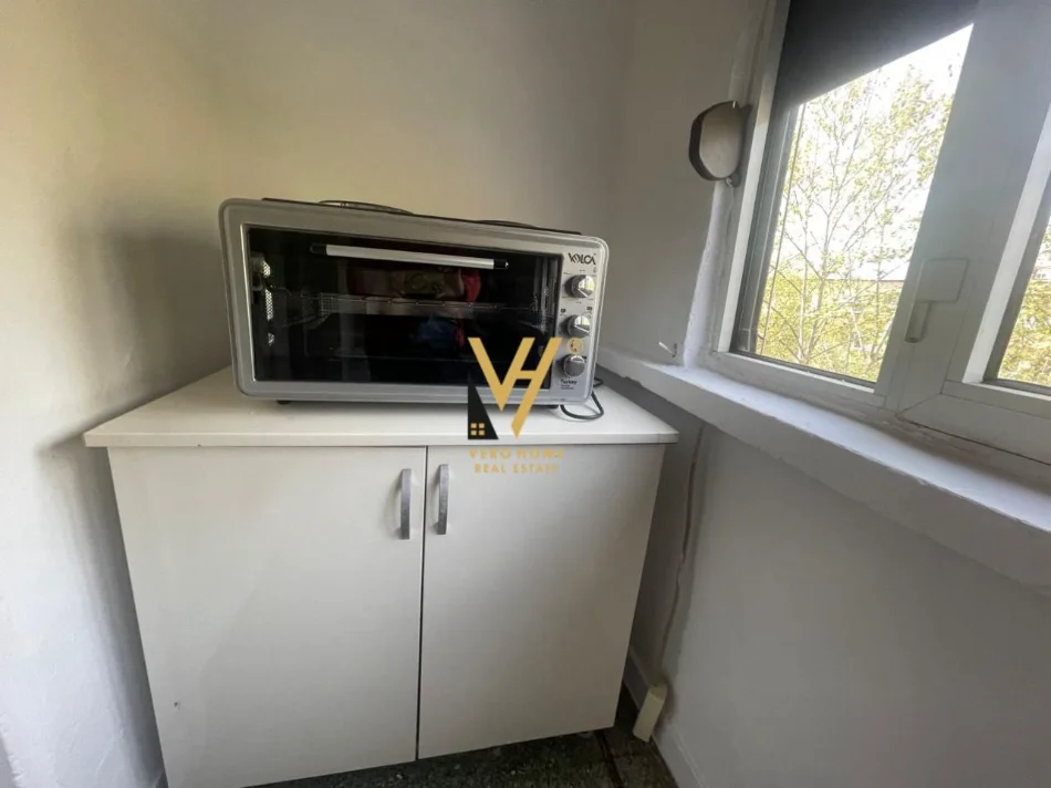 Tirane, jepet me qera apartament 2+1+Ballkon Kati 4, 75 m² 470 € (ISH RESTORANT DURRESI)