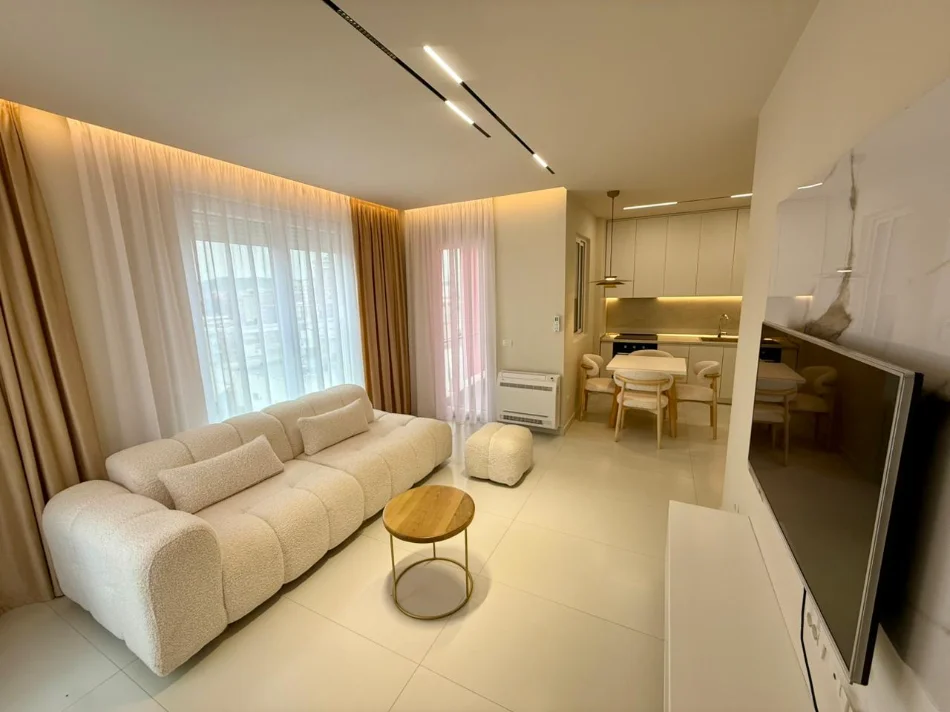 Tirane, jepet me qera apartament 1+1 Kati 8, (jordan misja)