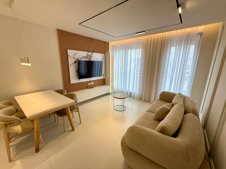 Tirane, jepet me qera apartament 2+1 Kati 8, (jordan misja)