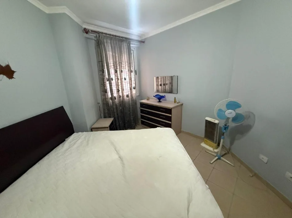 Tirane, jepet me qera apartament 1+1+Aneks Kati 2, 80 m² 470 € (sabri preveza)