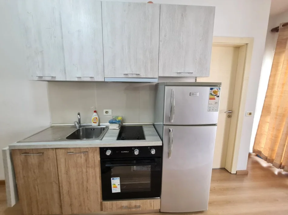 Tirane, jepet me qera garsonier Kati 6, 40 m² 430 € (Rruga e Dibres)