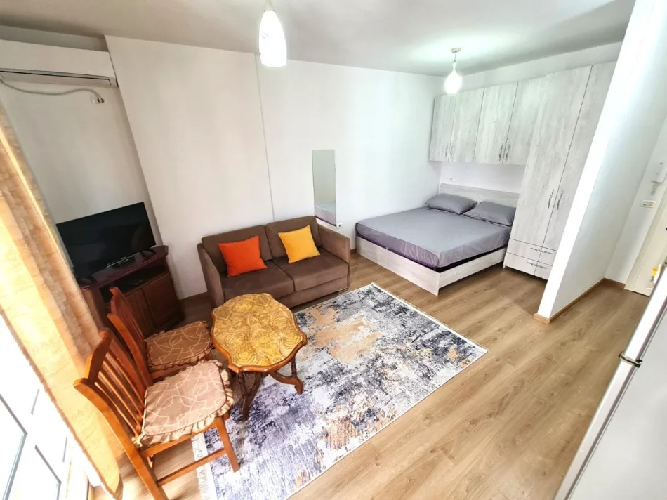 Tirane, jepet me qera garsonier Kati 6, 40 m² 430 € (Rruga e Dibres)