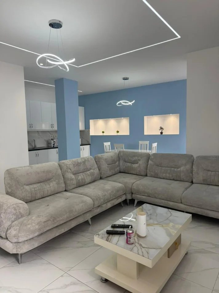 Tirane, jepet me qera apartament 1+1+Aneks Kati 9, 80 m² 90.000 € 