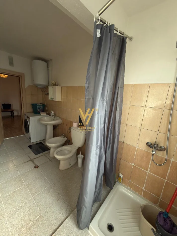 Tirane, shitet apartament 1+1+Ballkon Kati 5, 72 m² 150.000 € (MYSLYM SHYRI)