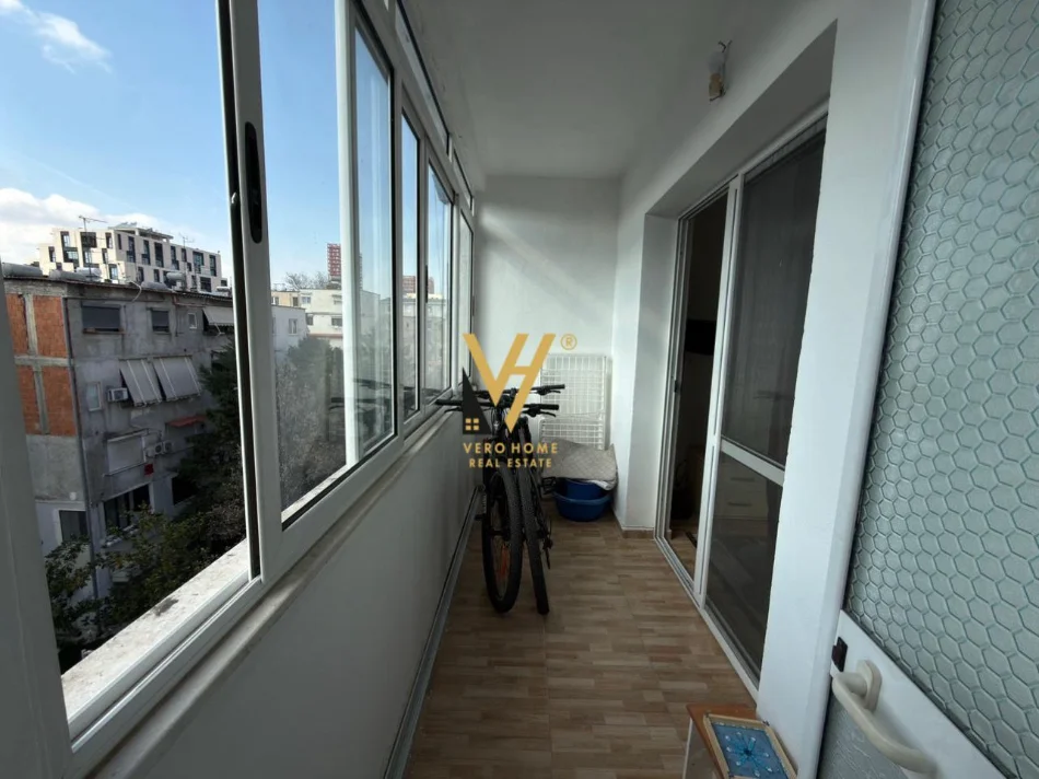 Tirane, shitet apartament 1+1+Ballkon Kati 5, 72 m² 150.000 € (MYSLYM SHYRI)