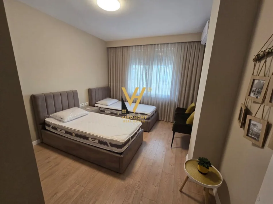 Tirane, shitet apartament 2+1+Ballkon Kati 6, 87 m² 237.000 € (RRUGA E KAVAJES)