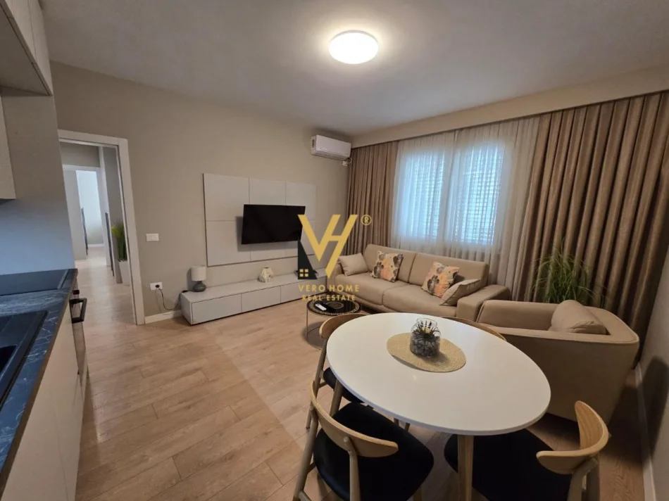 Tirane, shitet apartament 2+1+Ballkon Kati 6, 87 m² 237.000 € (RRUGA E KAVAJES)