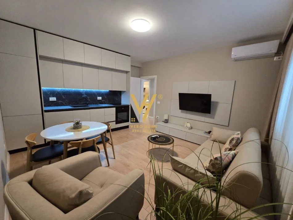 Tirane, shitet apartament 2+1+Ballkon Kati 6, 87 m² 237.000 € (RRUGA E KAVAJES)