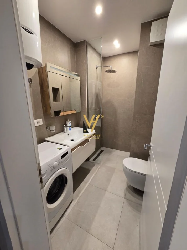Tirane, shitet apartament 2+1+Ballkon Kati 6, 87 m² 237.000 € (RRUGA E KAVAJES)