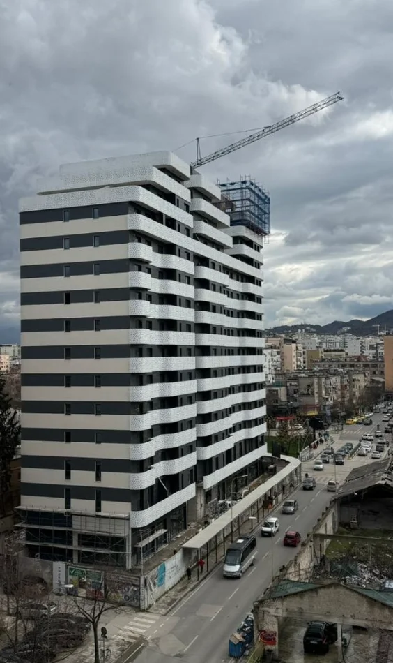 Tirane, shitet 1+1 Kati 12, 108 m² 57.190 € (Paskuqan)