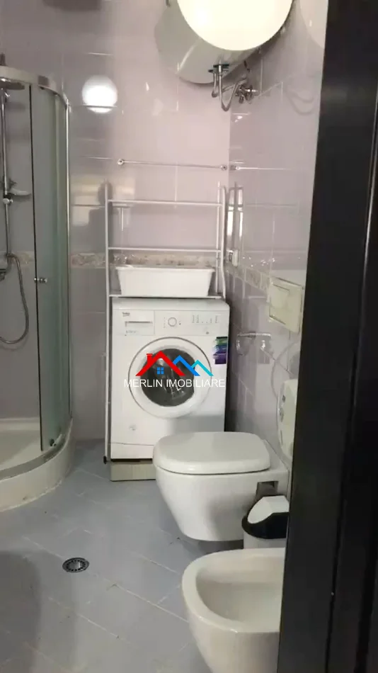 Tirane, jepet me qera apartament 1+1+Ballkon , 60 m² 525 € (RRUGA E DIBRES)