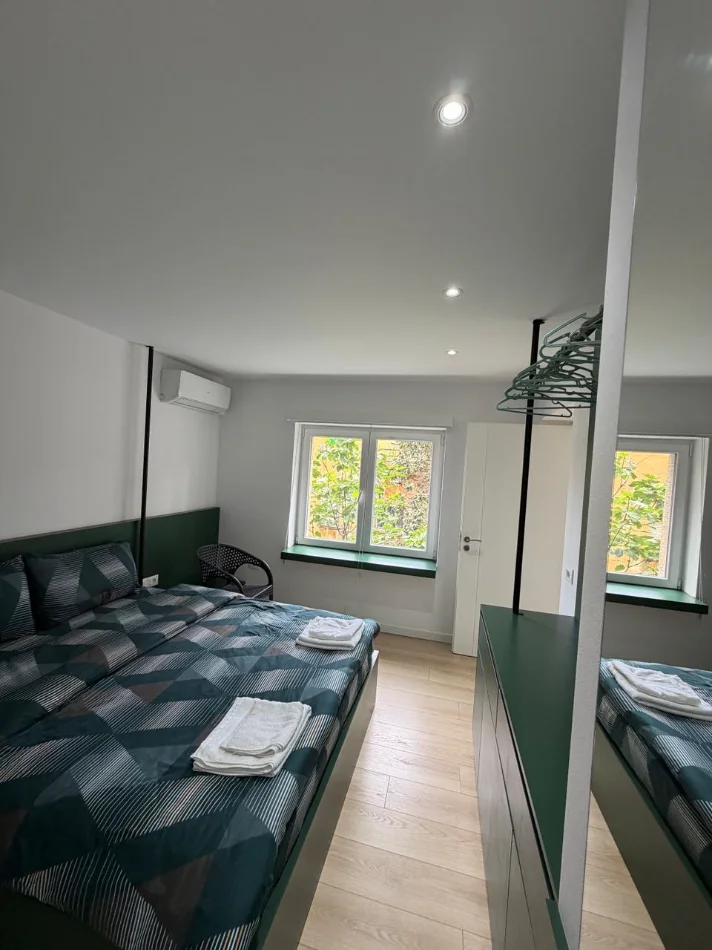 Tirane, shitet apartament 1+1 Kati 3, 80 m² 250.000 € (Rruga Fortuzi)
