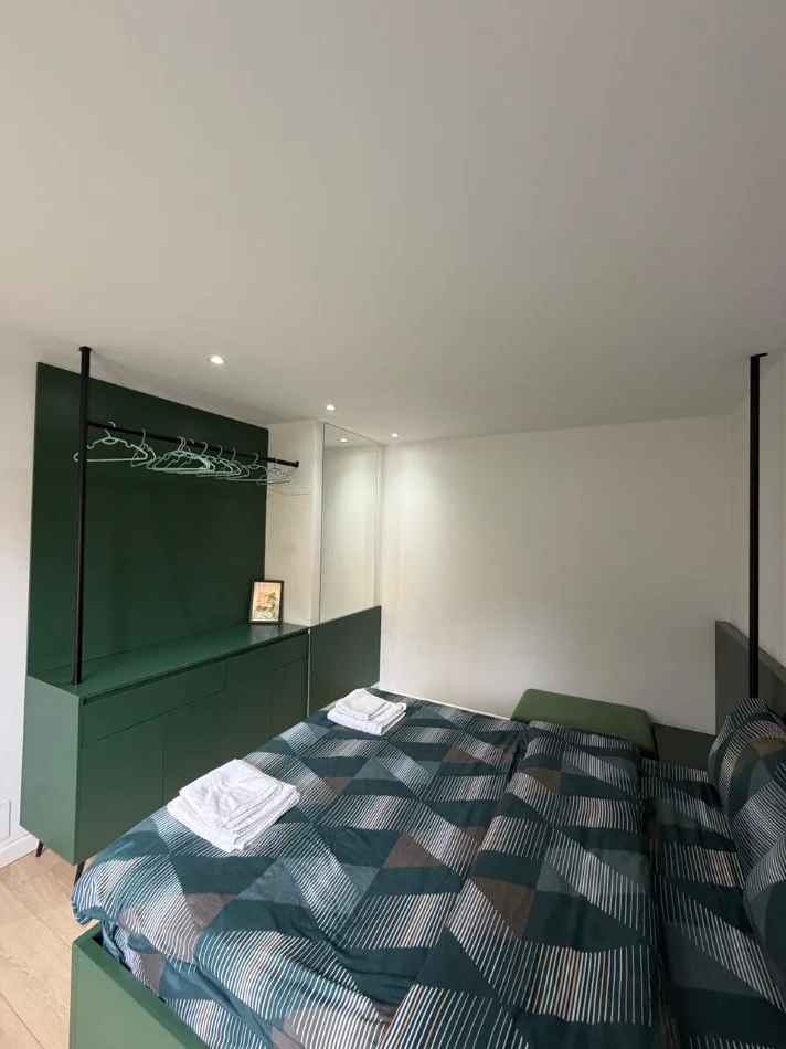 Tirane, shitet apartament 1+1 Kati 3, 80 m² 250.000 € (Rruga Fortuzi)