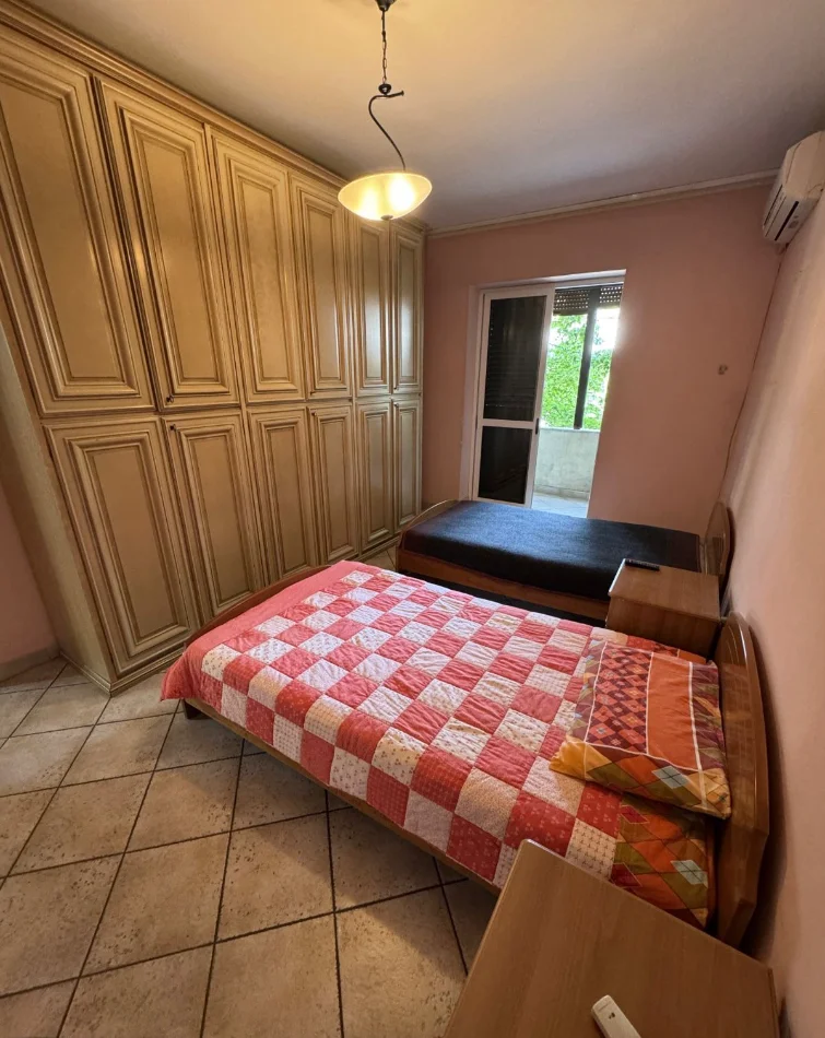 Tirane, shitet apartament 1+1 Kati 2, 60 m² 150.000 € (Brryli)