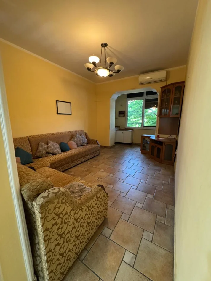 Tirane, shitet apartament 1+1 Kati 2, 60 m² 150.000 € (Brryli)