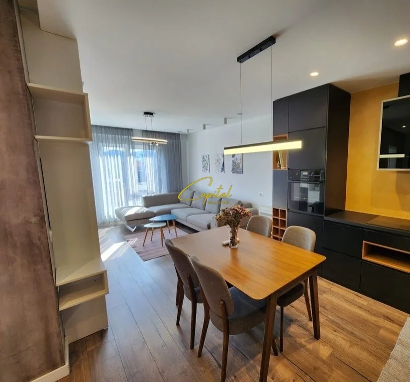 Tirane, jepet me qera apartament 2+1 Kati 11, 91 m² 880 € (21 DHJETORI)