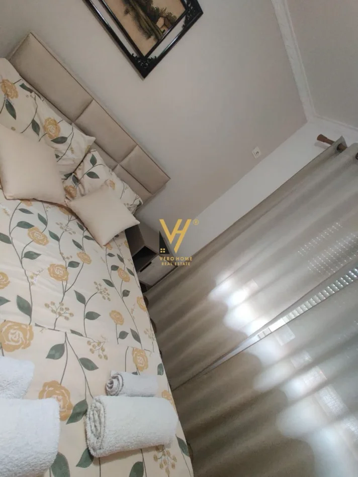 Tirane, jepet me qera apartament 2+1+Ballkon Kati 2, 85 m² 620 € (RRUGA E DURRESIT)
