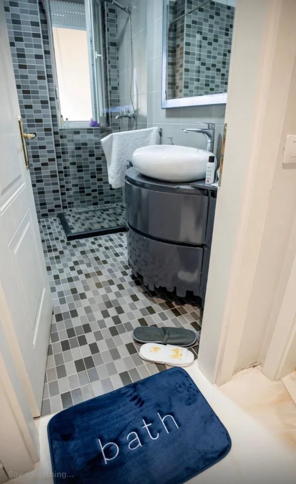 Tirane, jepet me qera apartament 2+1 Kati 4, 60 m² 530 € (21 Dhjetori)