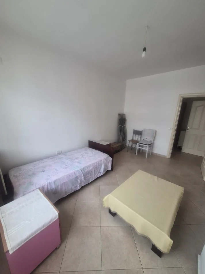Tirane, shitet apartament 2+1+Ballkon Kati 6, 107 m² 155.000 € (Yzberisht)
