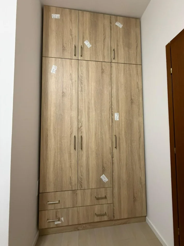 Tirane, jepet me qera apartament 1+1 Kati 1, (KODRA E DIELLIT)