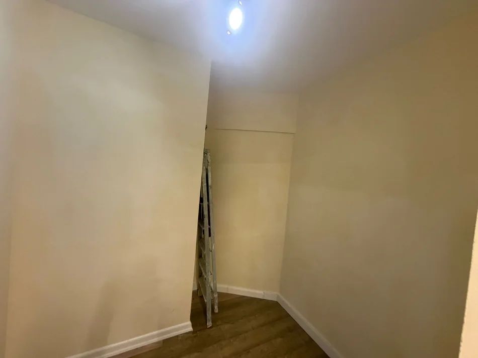 Tirane, shitet garsonier 1+1 Kati 2, 27 m² 78.000 € (Ambasada Amerikane)