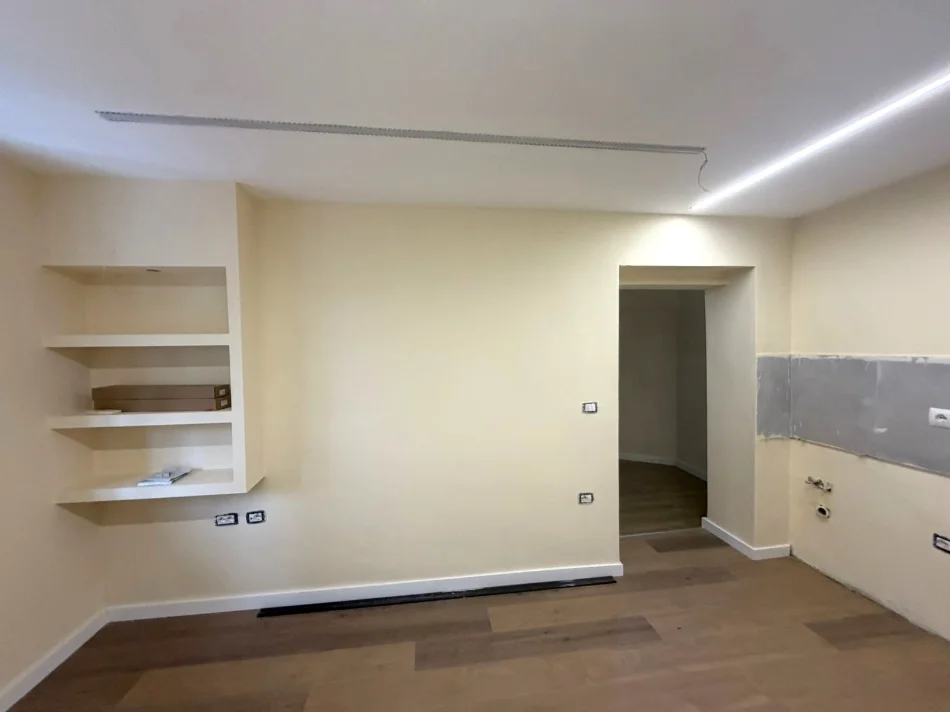 SHITET STUDIO 78 MIJE EURO TEK RRUGA E ELBASANIT , NJE MUNDESI SHUME E MIRE INVESTIMI