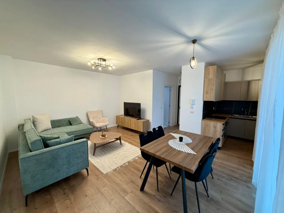 Tirane, jepet me qera apartament 2+1 Kati 1, (CASA ITALIA)