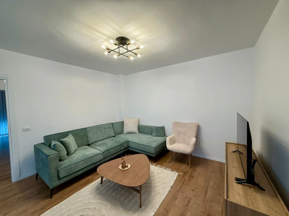 Tirane, jepet me qera apartament 2+1 Kati 1, (CASA ITALIA)