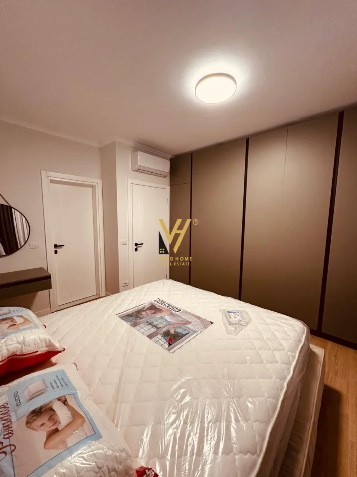 Tirane, jepet me qera apartament 2+1+Ballkon Kati 6, 120 m² 1.200 € (BLLOKU I AMBASADAVE)