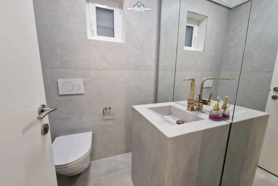 Tirane, jepet me qera zyre Kati 2, 130 m² 1.420 € (rruga durresit)