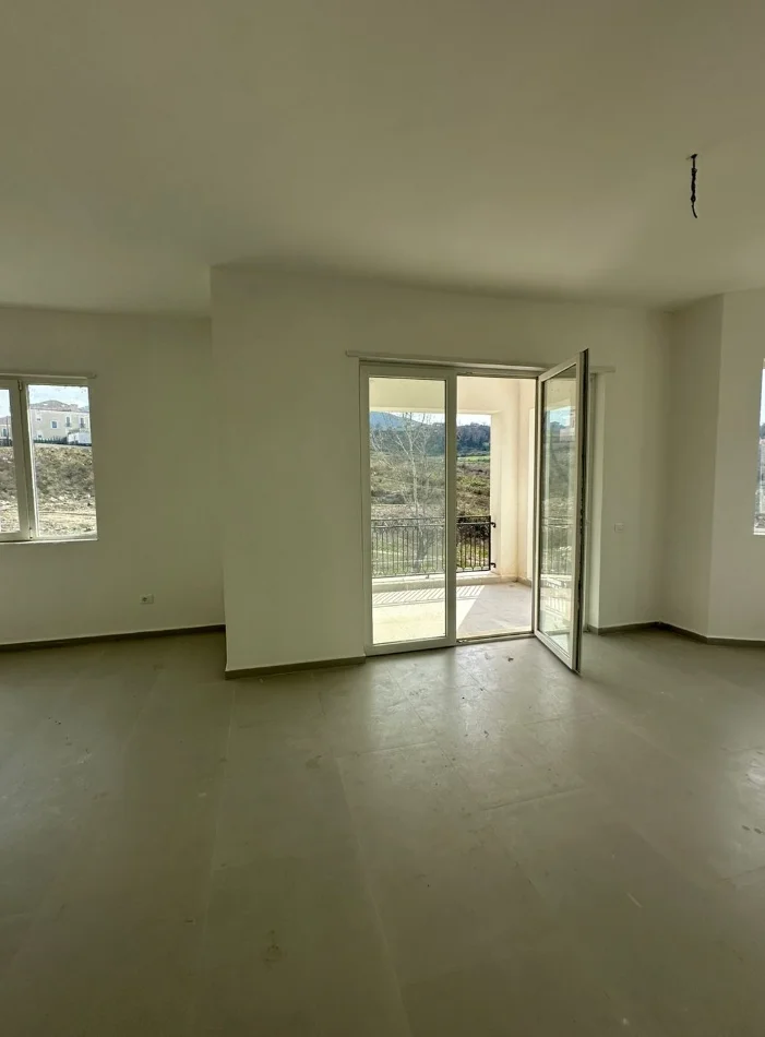 Tirane, shitet Vile , 353 m² 1.050.000 € (teg)