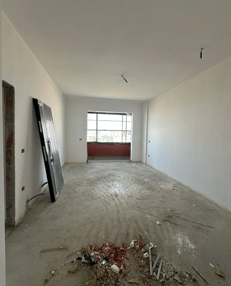 Tirane, shitet apartament 1+1 , 68 m² 202.000 € (21)