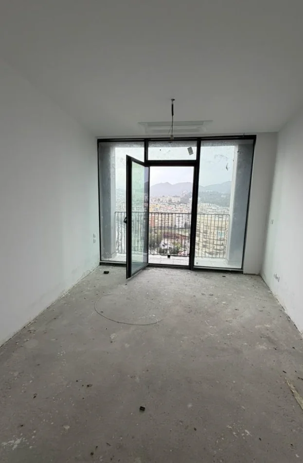 Tirane, shitet apartament 2+1 Kati 13, 151 m² 554.300 € (liqeni artificial)