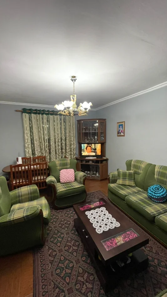 Tirane, jepet me qera apartament 1+1 Kati 6, 60 m² 400 € 