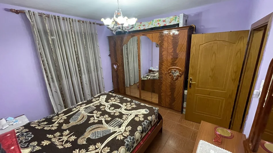 Tirane, jepet me qera apartament 1+1 Kati 6, 60 m² 400 € 