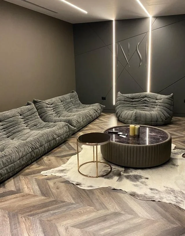 Tirane, shitet Vile 3 Katshe , 300 m² 2.200.000 € (teg)