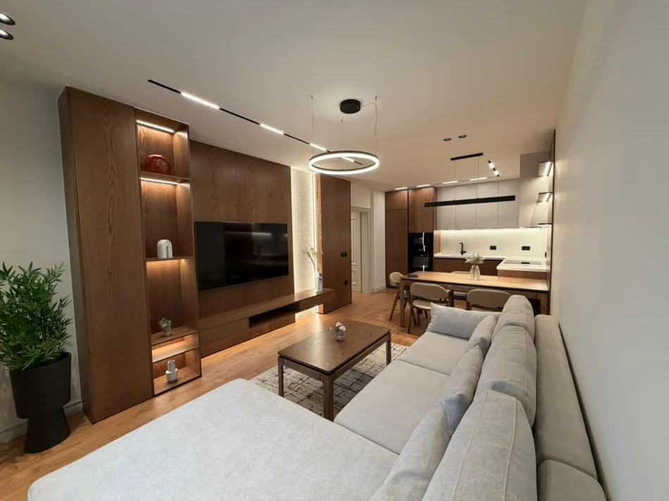 Tirane, jepet me qera apartament 1+1 Kati 6, 65 m² 1.200 € (stadiumi dinamo)