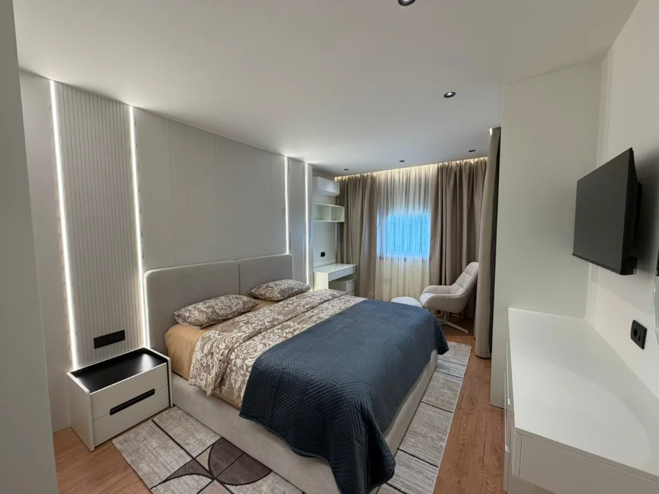 Tirane, jepet me qera apartament 1+1 Kati 6, 65 m² 1.200 € (stadiumi dinamo)