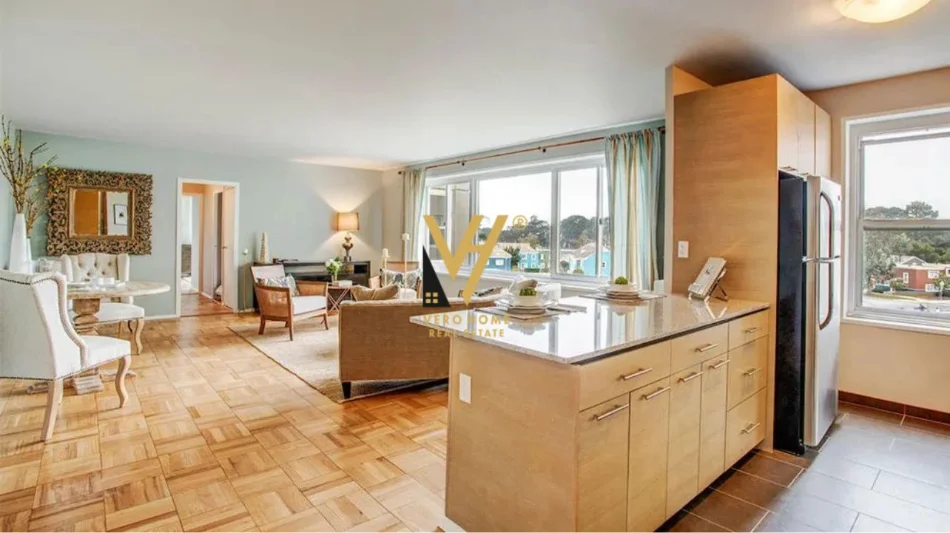 Tirane, shitet apartament 4+1+Ballkon Kati 9, 350 m² 767.000 € (9 KATESHET)