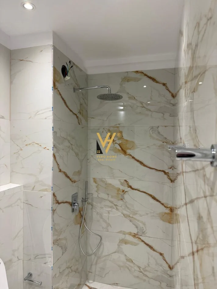 Tirane, shitet ambjent biznesi Kati 1, 55 m² 143.000 € (STACIONI I TRENIT)