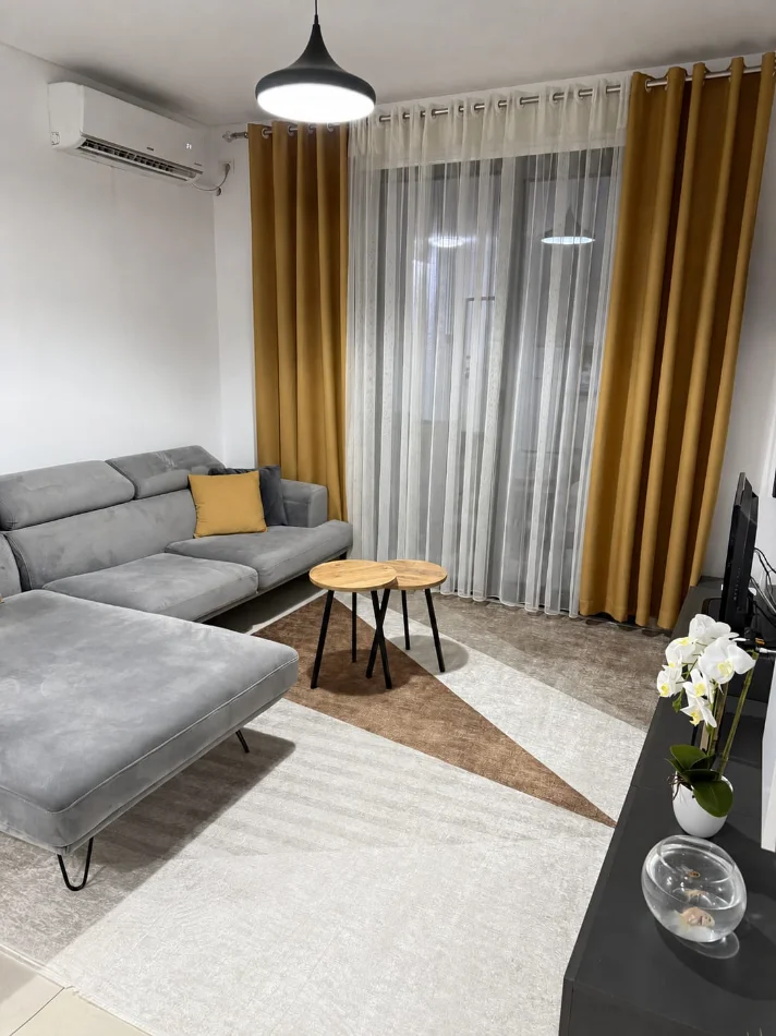 Tirane, jepet me qera apartament 1+1 Kati 5, (RRUGA E KAVAJES)
