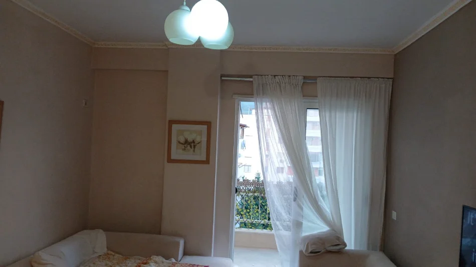 Tirane, jepet me qera apartament 1+1+Ballkon Kati 4, 75 m² 350 € (Fresk, Rruga e Teleferikut)