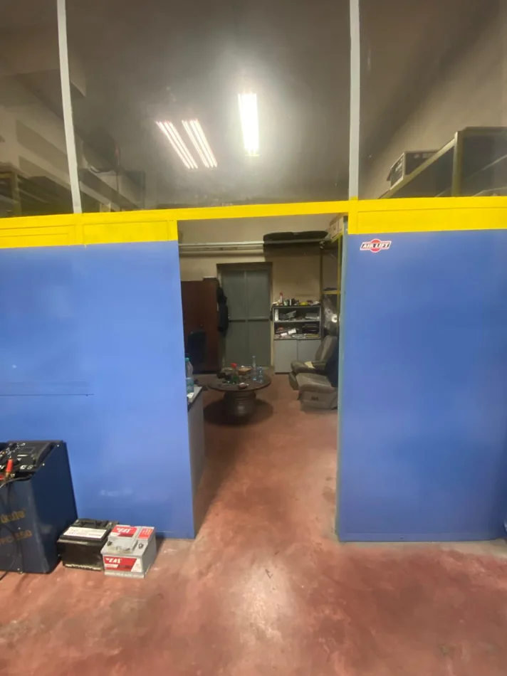 Tirane, jepet me qera ambjent biznesi Kati 0, 120 m² 1.800 € (KRYQI KUQ)