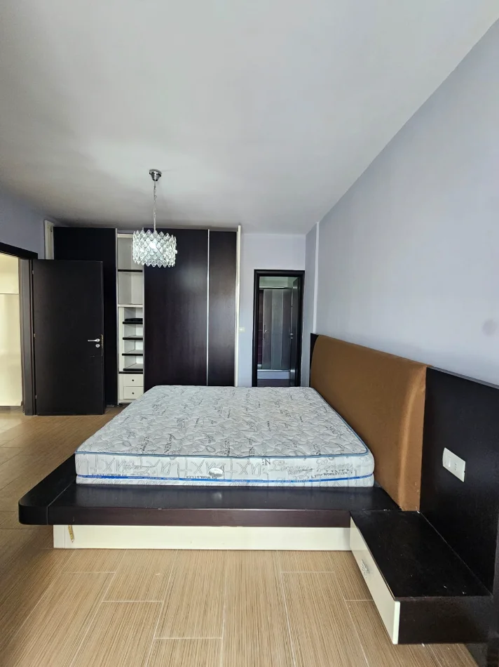 Durres, shitet apartament 2+1+Aneks+Ballkon Kati 7, 106 m² 110.000 €