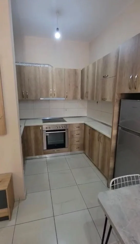 Tirane, jepet me qera apartament 1+1 Kati 7, 62 m² 530 € (Astir)