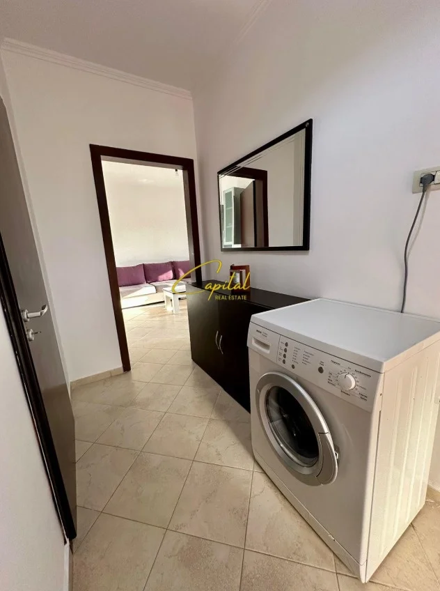 Tirane, jepet me qera apartament 1+1 Kati 5, 60 m² 400 € (LAPRAKE)