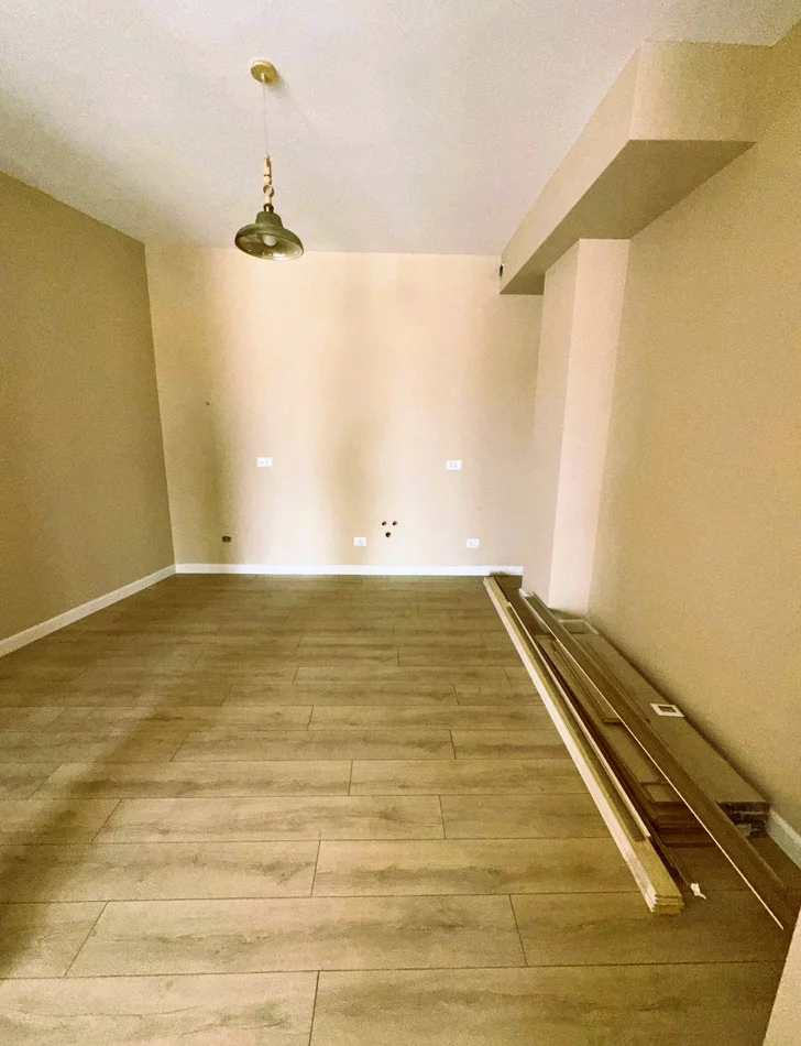 Tirane, shitet apartament 1+1+Aneks+Ballkon Kati 3, 94 m² 149.000 € 